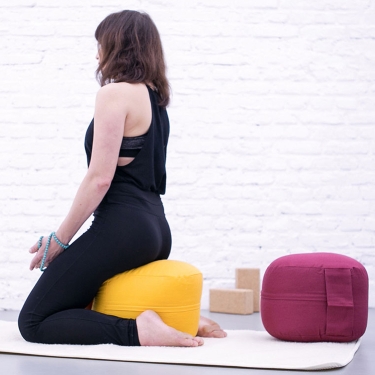 Meditationskissen Classic Oval 21cm, weinrot 